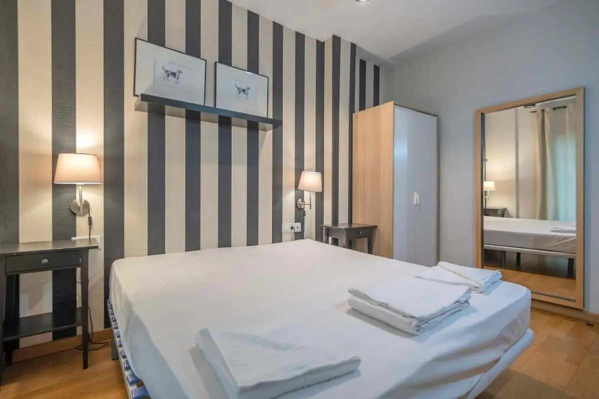 Modern&bright apartment in Eixample 2-1 Barcelona 0*,  Spanien