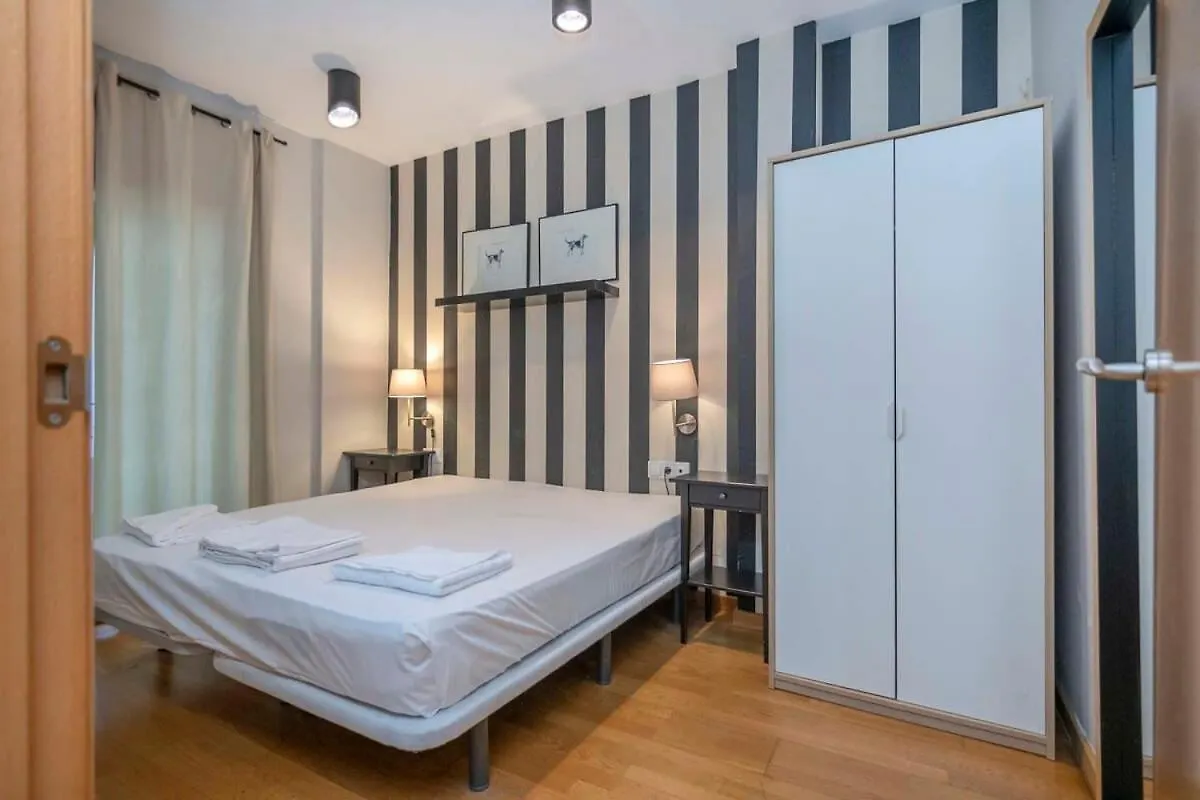 Modern And Bright Apartment In Eixample 2-1 Βαρκελώνη