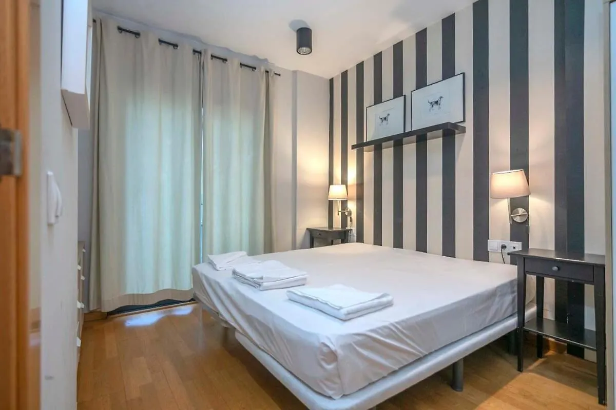 Modern And Bright Apartment In Eixample 2-1联系方式